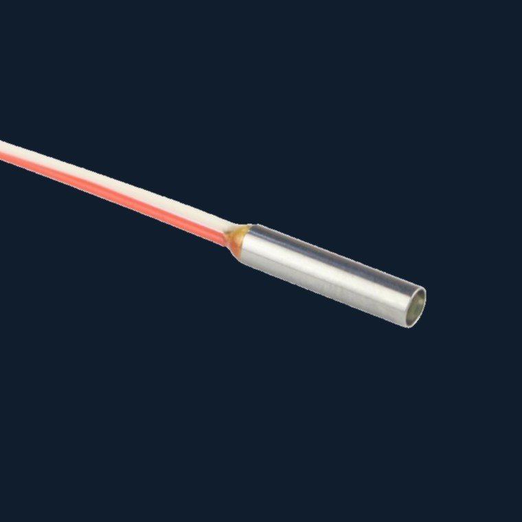 Polarization-maintaining collimator